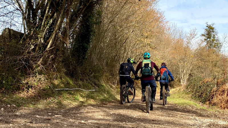 VTT Balade dans la plaine de Soueich (24) · Soueich