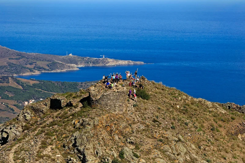 Randonnée Vallée des Cerfs · Cerbère