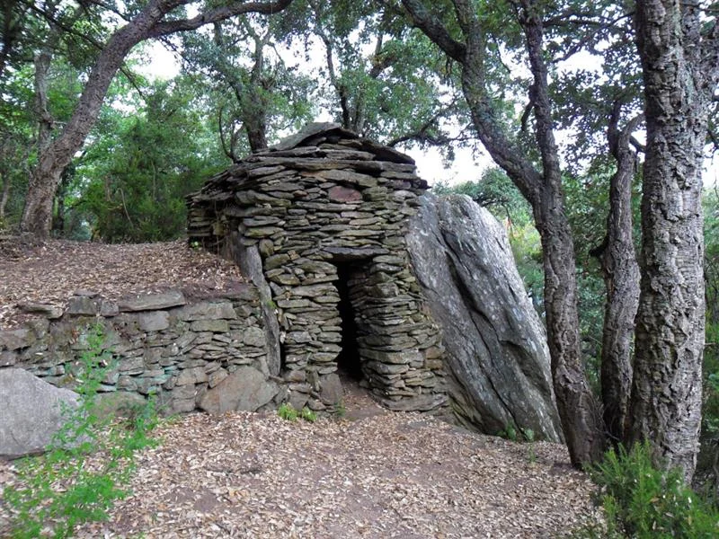 Randonnée Les Cabanes de Mataporc par Laroque · Laroque-des-Albères