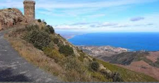 Randonnée Les balcons de la Côte Vermeille · Banyuls-sur-Mer