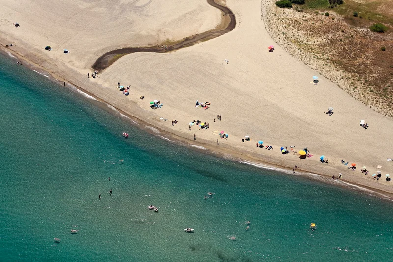 Vélo de route Elne - La plage du bocal du Tech · Elne