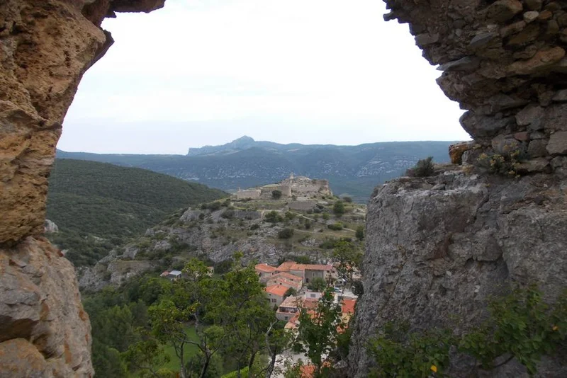 Randonnée Propriétés du Vicomte de Fenouillet · Fenouillet
