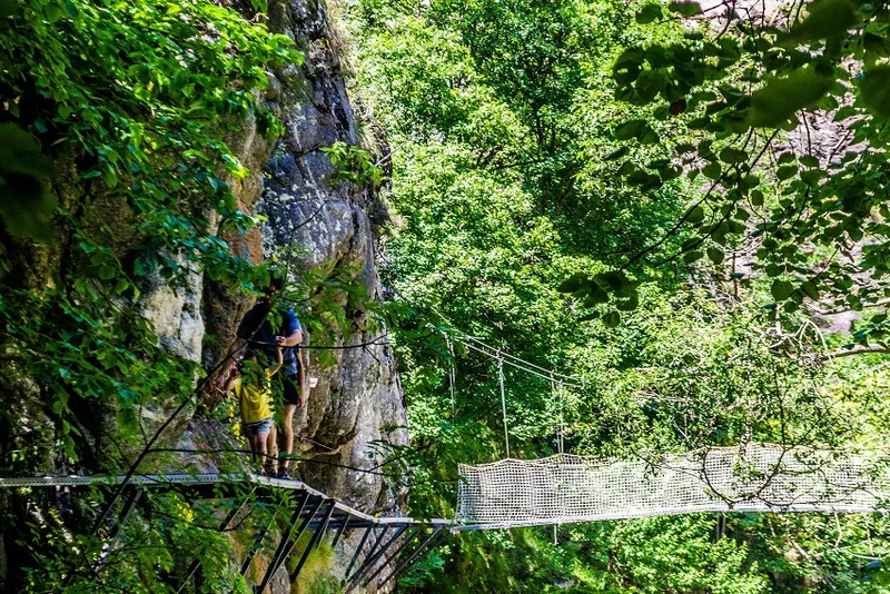 Randonnée Les Gorges de la Carança jusqu'au pont de pierre · Thuès-Entre-Valls