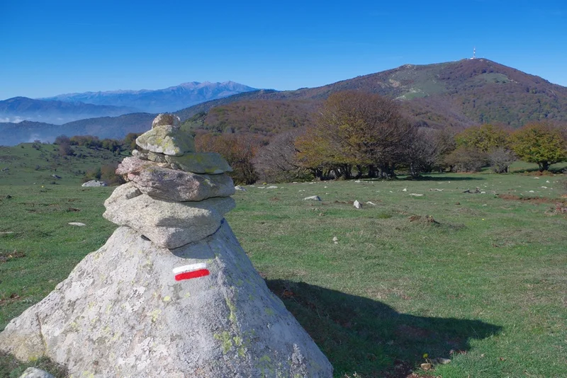 Randonnée Traversée des Pyrénées-Orientales : des Bouillouses à la Méditerranée  GR®10 (0) · Les Angles