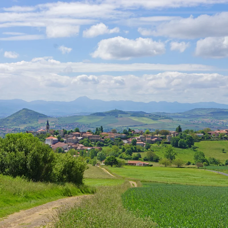 Randonnée Circuit Week-end : Égliseneuve-près-Billom - Saint-Jean-des-Ollières · Égliseneuve-près-Billom