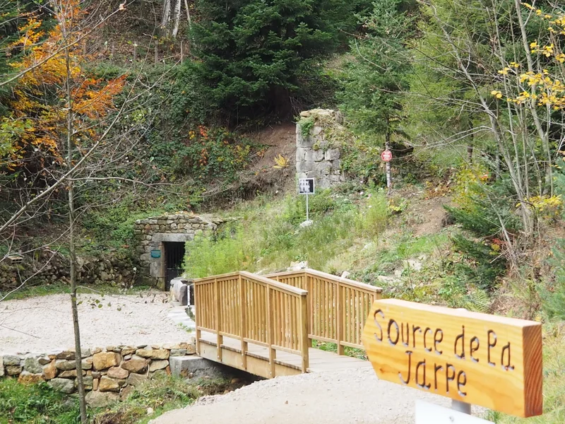Randonnée La source de la Jarpe · Grandrif