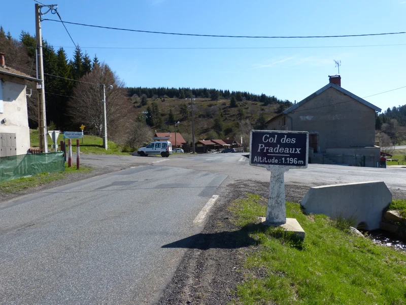 Randonnée Le col des Pradeaux · Grandrif