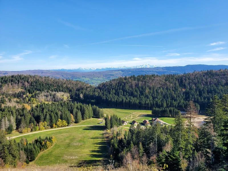 VTT Parcours VTTAE 64 bleu - Montfalcon - Espace FFC Ain Forestière · Plateau d'Hauteville