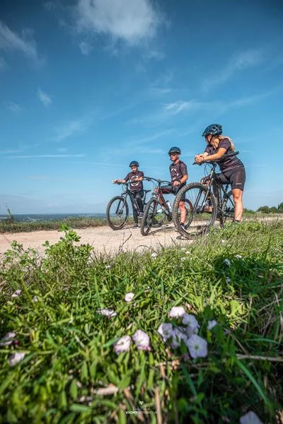 VTT N°80 – Connexion Via Allier - Espace VTT-FFC Vichy Montagne · Le Vernet