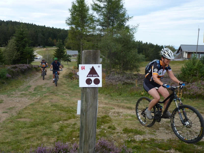VTT Le Haut-Forez (circuit n°64) · Chalmazel-Jeansagnière