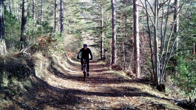 VTT 3 - L'Echelette · Saoû