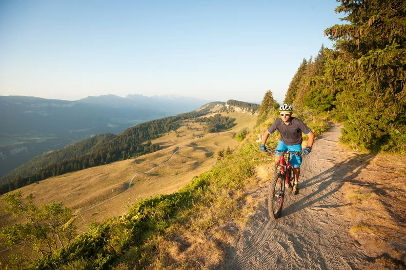VTT La Charande (Base VTT FFC Autrans-Méaudre en Vercors - Parcours n° 32) · Autrans