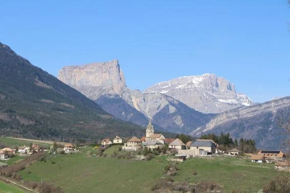 VTT Tour de Platary (Base VTT Trièves N°22) · Clelles