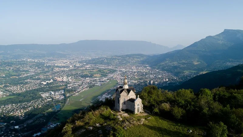 Vélo de route Boucle cyclo : Tour du mont St-Michel · Chambéry-le-Vieux