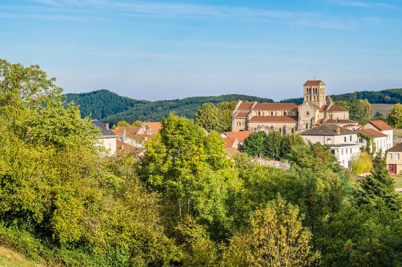 Vélo de route Les contreforts de la Montagne bourbonnaise · Bellerive-sur-Allier