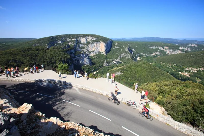 Vélo de route L'Ardéchoise : Les Gorges · Saint-Félicien