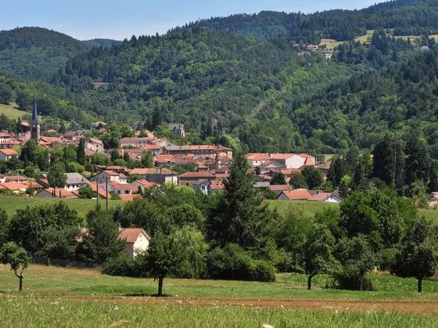 Vélo de route Châteaux et villages au pays de la reine Margot (boucle n°7) · Sauxillanges