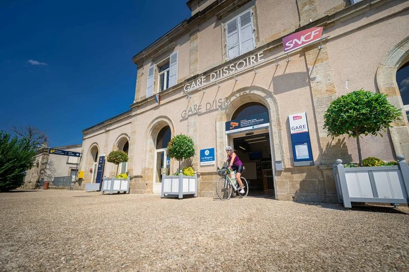 Vélo de route Via Allier à vélo - Étape 10 - Issoire > Brassac-les-Mines · Orbeil