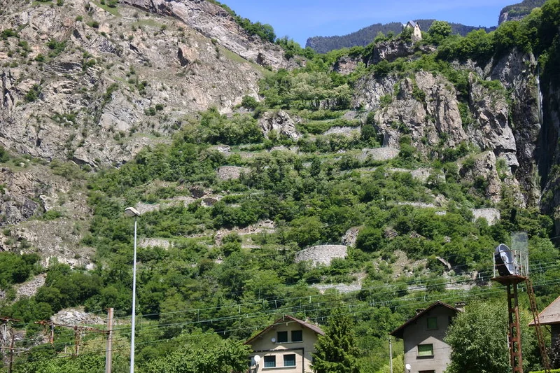 Vélo de route Boucle cyclo : Lacets de Montvernier - Tour du Châtel · Saint-Jean-de-Maurienne