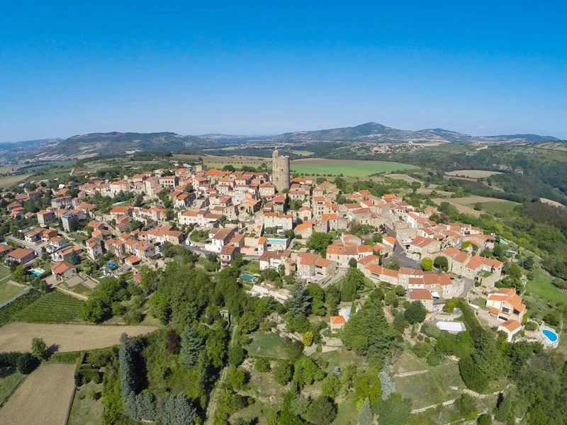 Vélo de route Circuit de la Comté - Villages et châteaux perchés (boucle cyclo n°8) · Longues