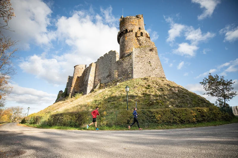 Trail Sur les hauteurs de Volvic - Parcours trail · Volvic