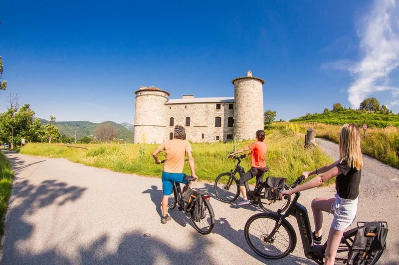 Vélo de route Vallées, châtaignes et volcans · Vallées-d'Antraigues-Asperjoc