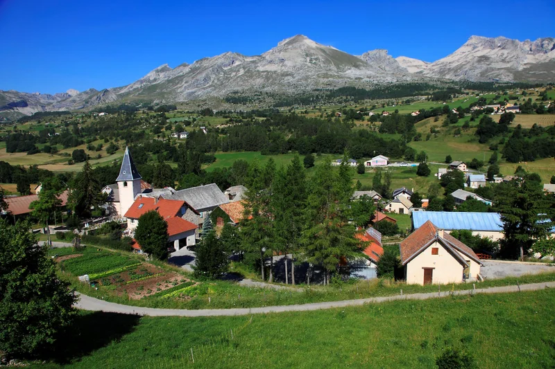 Randonnée Agnières en Dévoluy depuis La joue du Loup · Le Dévoluy