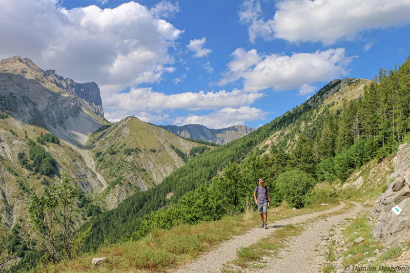 Randonnée Les Cabrettes · La Roche-des-Arnauds