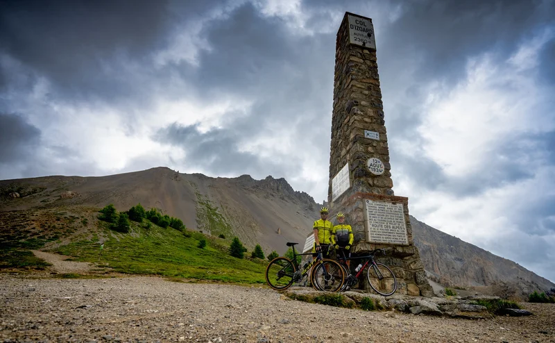 Vélo de route Montée du Col de l'Izoard - Nord · Briançon