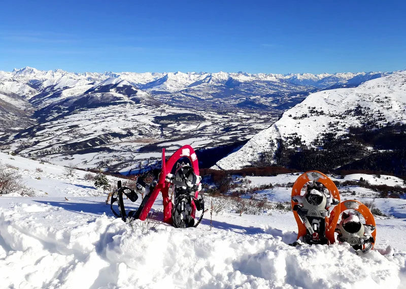 Raquettes Raquettes : La Station de Layes · Gap