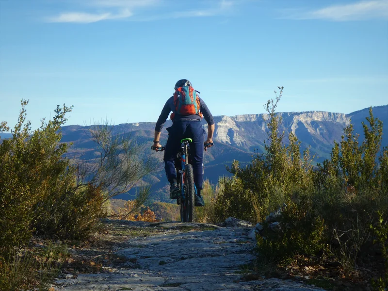 VTT Tour de la Montagne de l’Ubac à VTT (N°14) · Ribiers