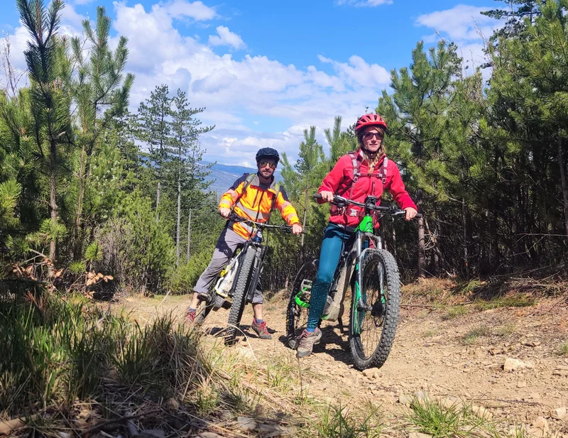 VTT De Arzeliers à Upaix à VTT (N°12) · Laragne-Montéglin