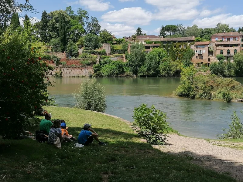Randonnée L'échappée verte - une idée de randonnée en ville sur le GR®36 · Albi