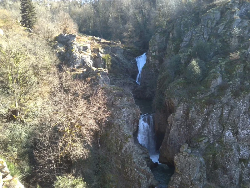 Randonnée Sentier de découverte des cascades d'Arifat · Arifat