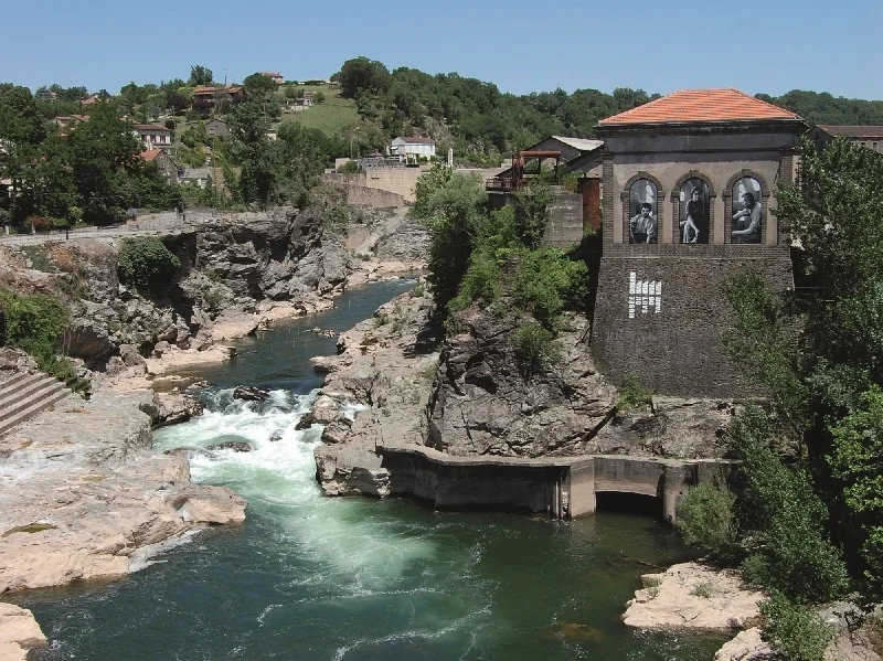 Randonnée Les chemins de Bellevue · Les Avalats