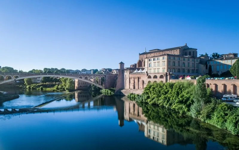 Randonnée GR46 ® - Les Bastides albigeoises · Saint-Antonin-Noble-Val