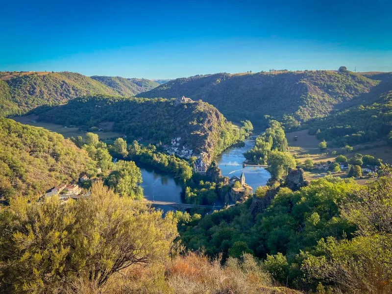 Randonnée GR736 ® - Gorges et vallées du Tarn - De Fraissines à Albi · Réquista