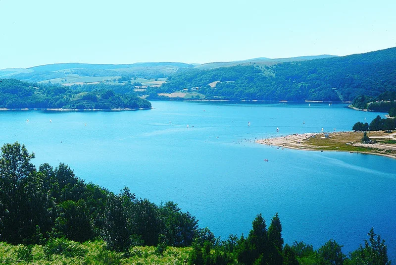 Vélo de route C4 - Autour du lac du Laouzas · Nages