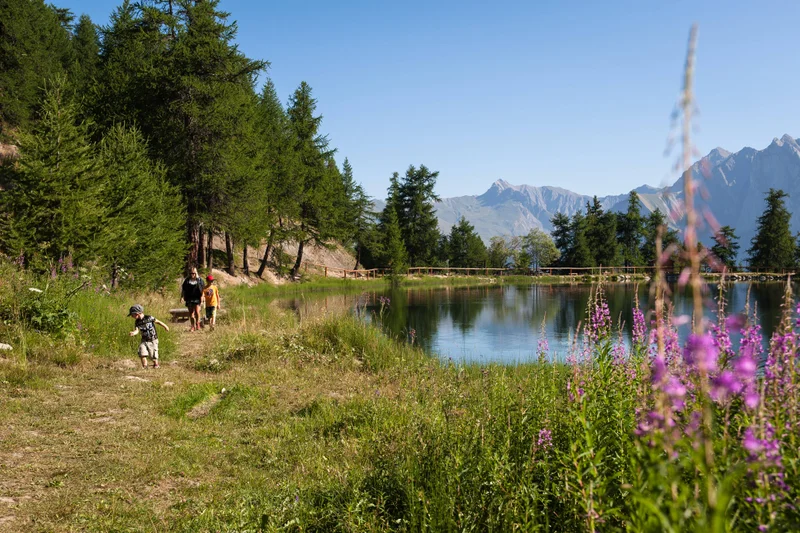 Randonnée Lac de Pramol :  marche facile au départ des Karellis · Montricher-Albanne